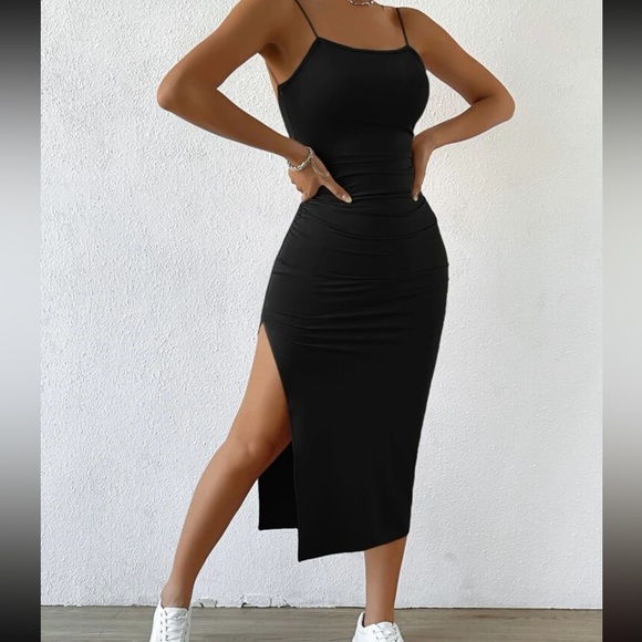 Dresses & Skirts - NEW Black Essnce Twist Backless Split Thigh Cami Dress